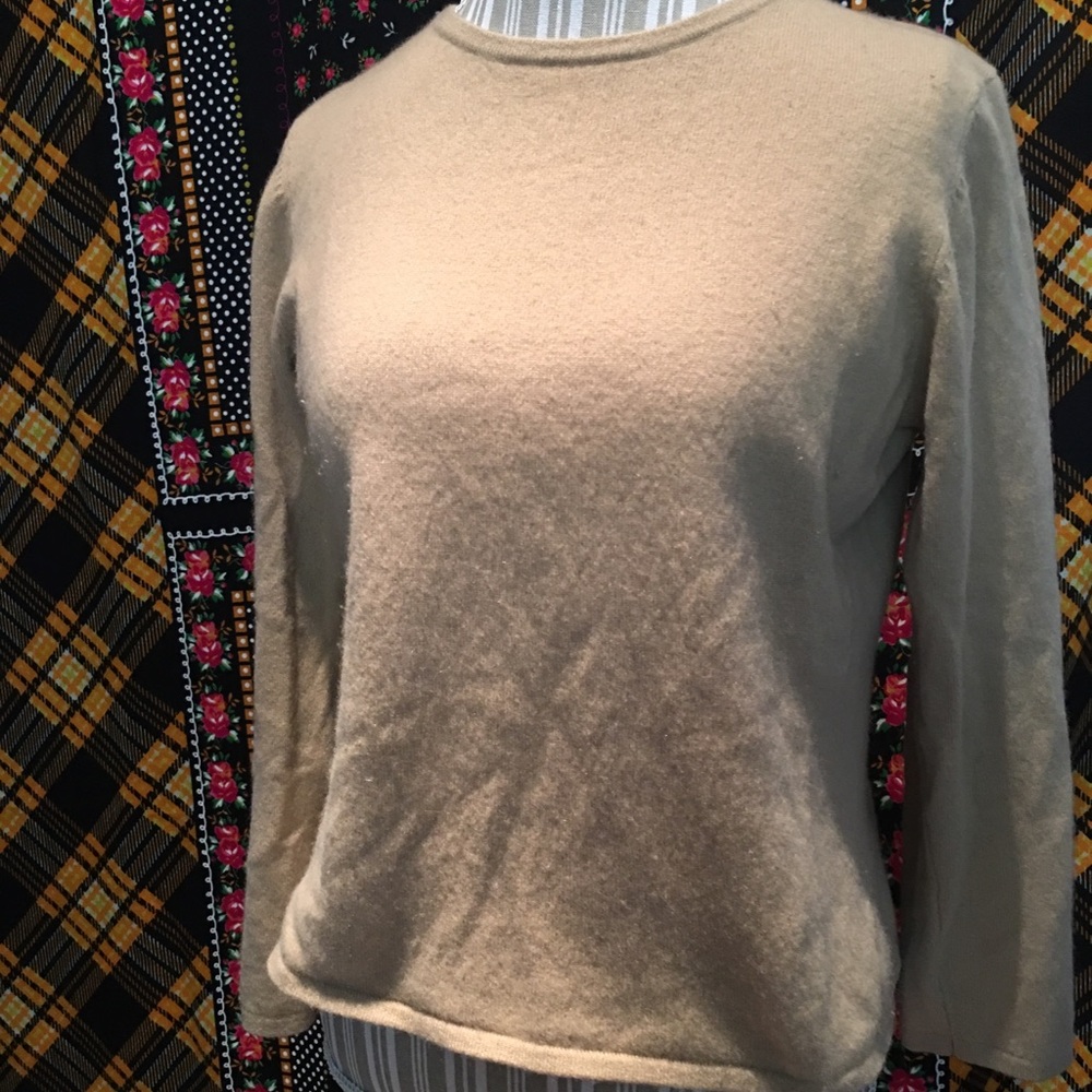 Cashmere sweater